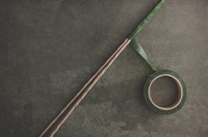 diy-giant-paper-rose-08 diy-giant-paper-rose-08