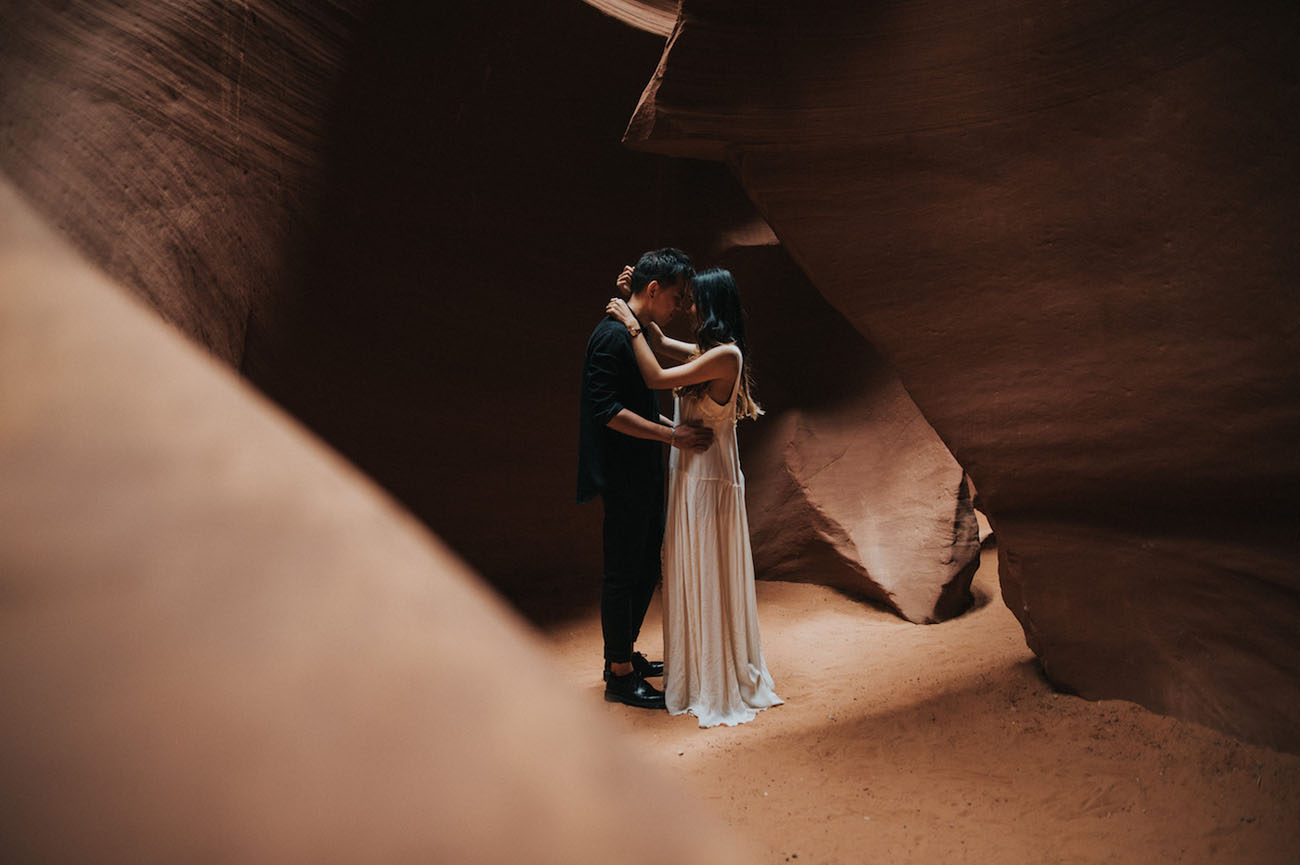 Moody Engagement Photos in Antelope Canyon