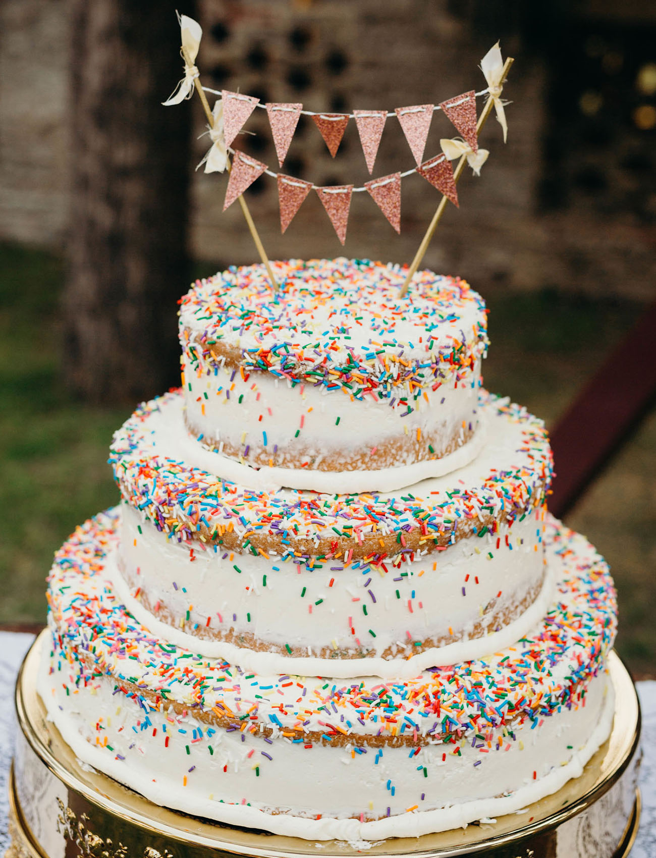 sprinkle wedding cake