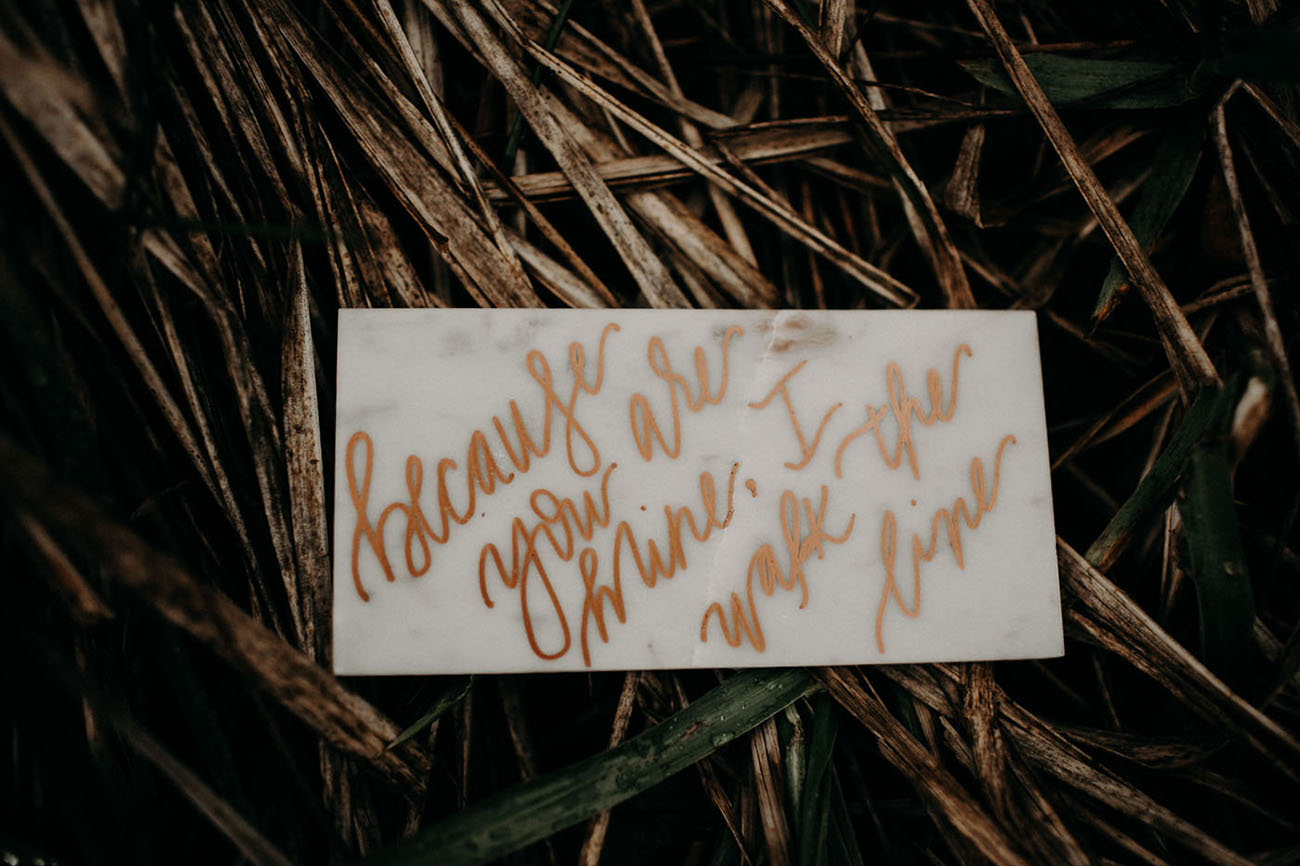 marble calligraphy quote