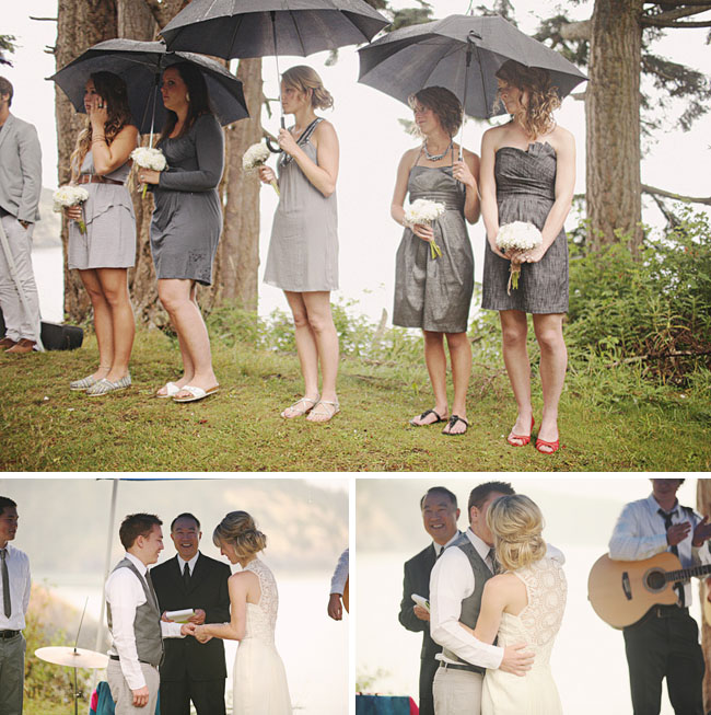 bridesmaids with umbrellas