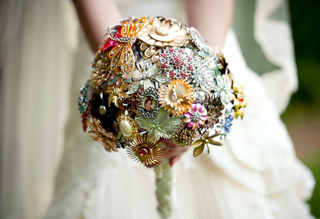 wedding brooch bouquet 