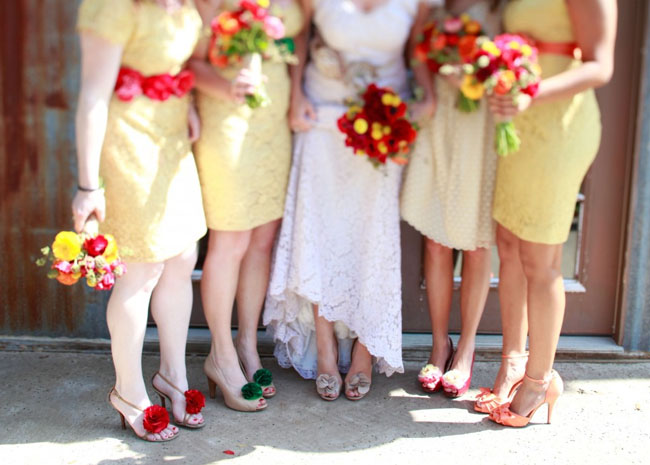 bridesmaids in yellow dresses