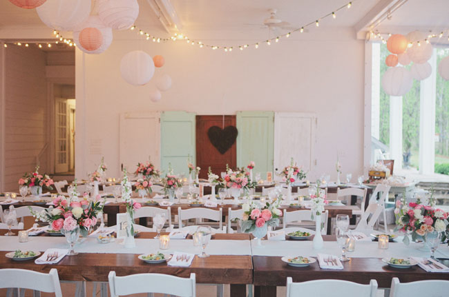 mind and pink tablescape