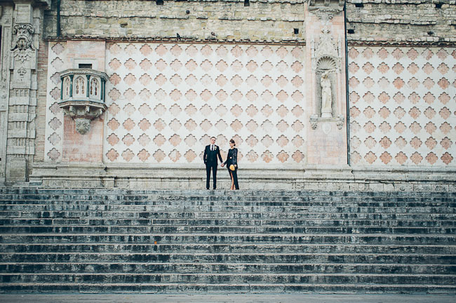bride and groom in italy