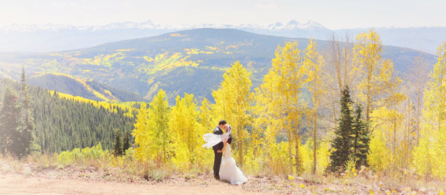 aspen fall bride and groom