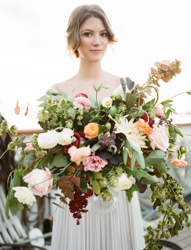 loose whimsical bouquet