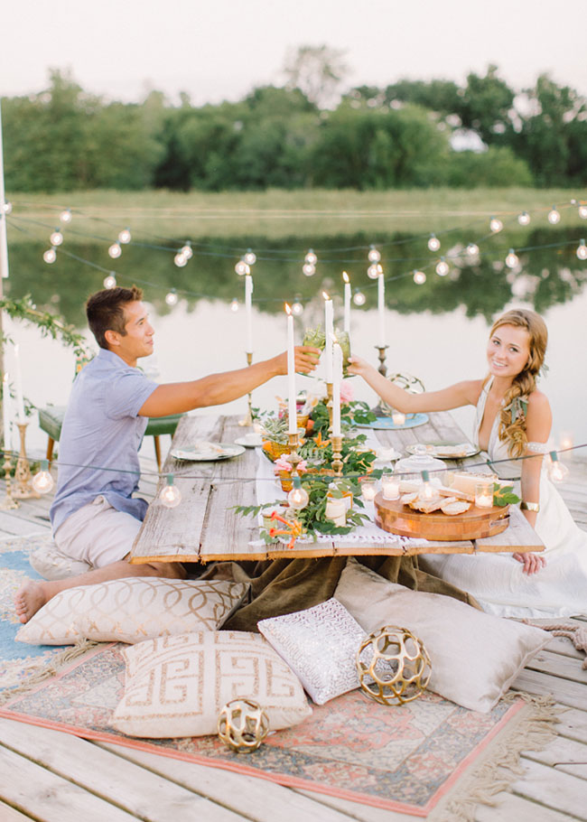dinner proposal by the water