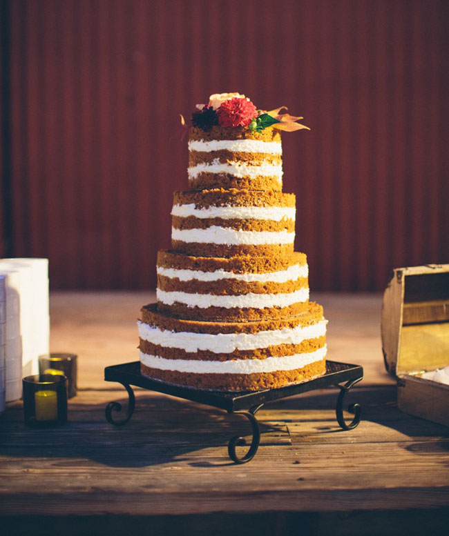 rustic naked cake