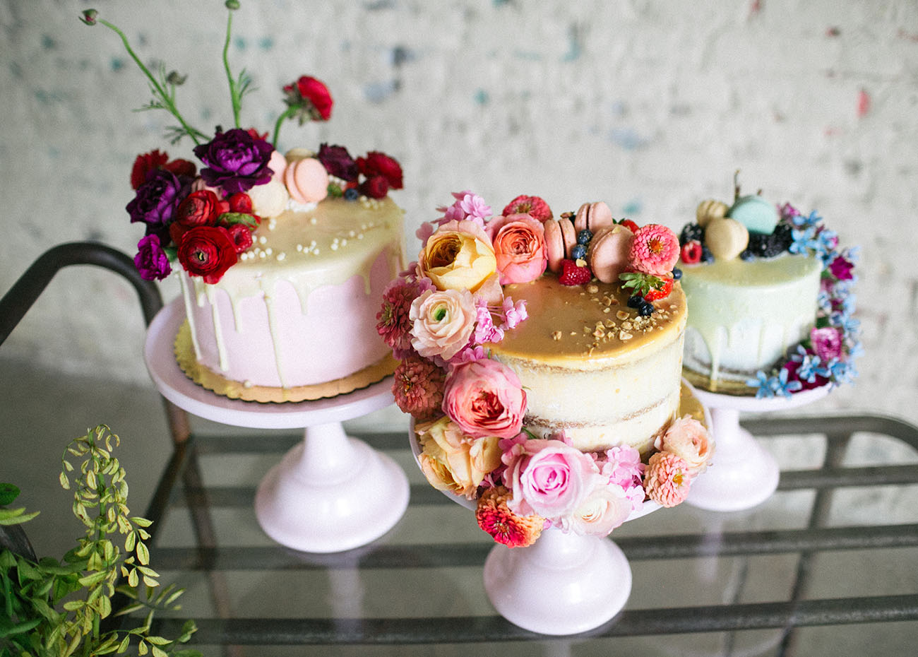 floral cakes.