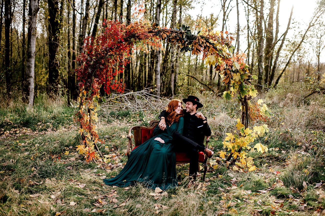 Vintage autumn inspired elopement