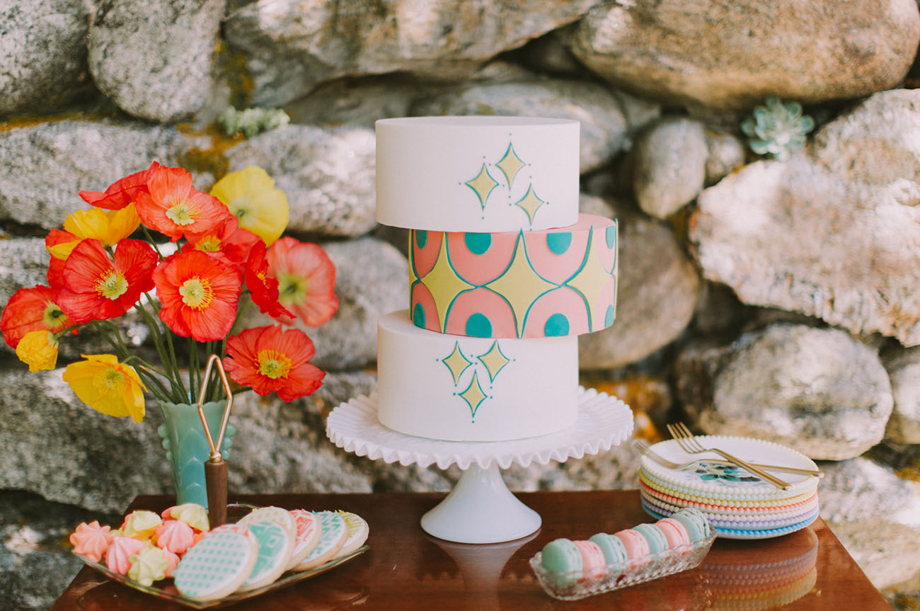 Mid-Century Modern Wedding Cake