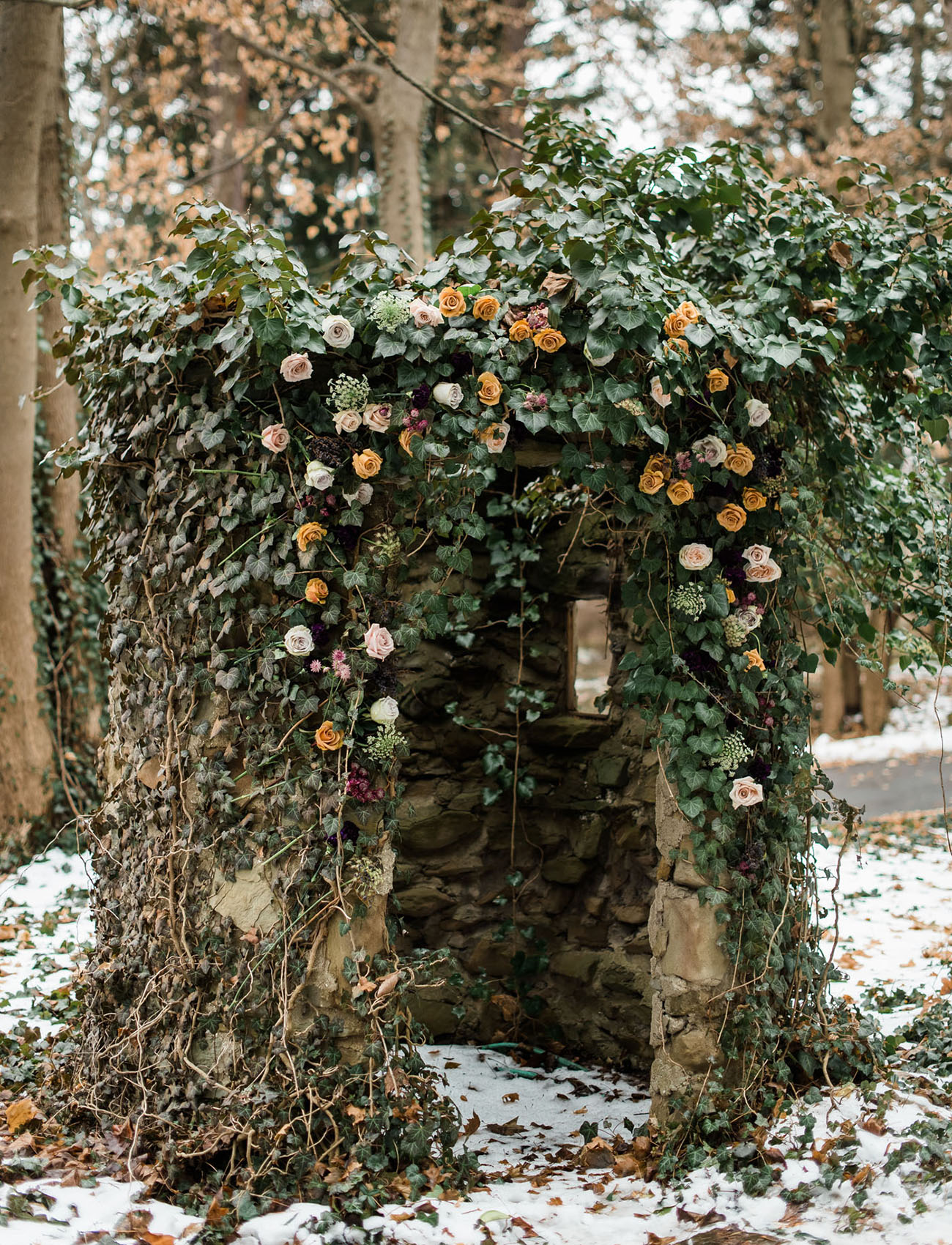 Shakespearian Winter Wedding Inspiration