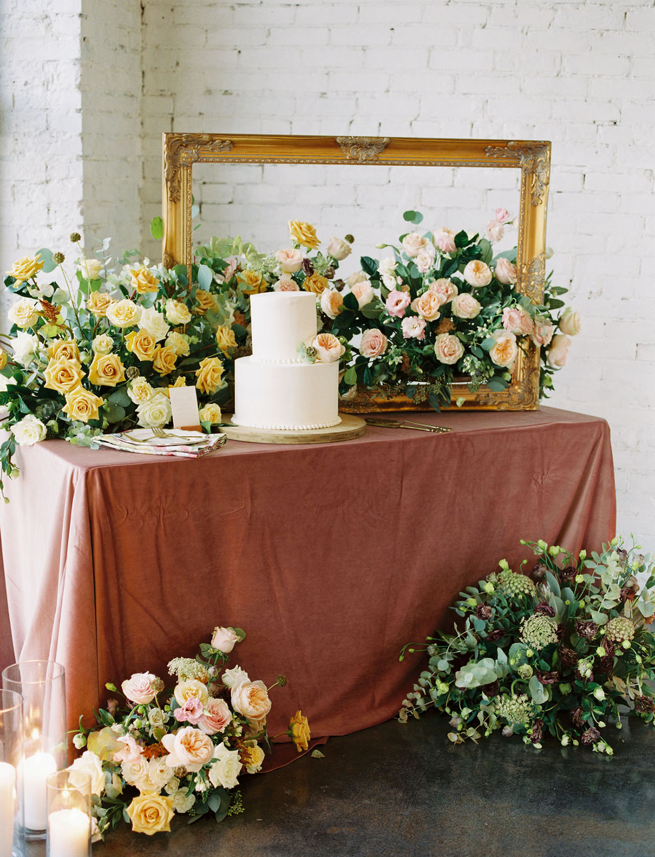 floral cake table