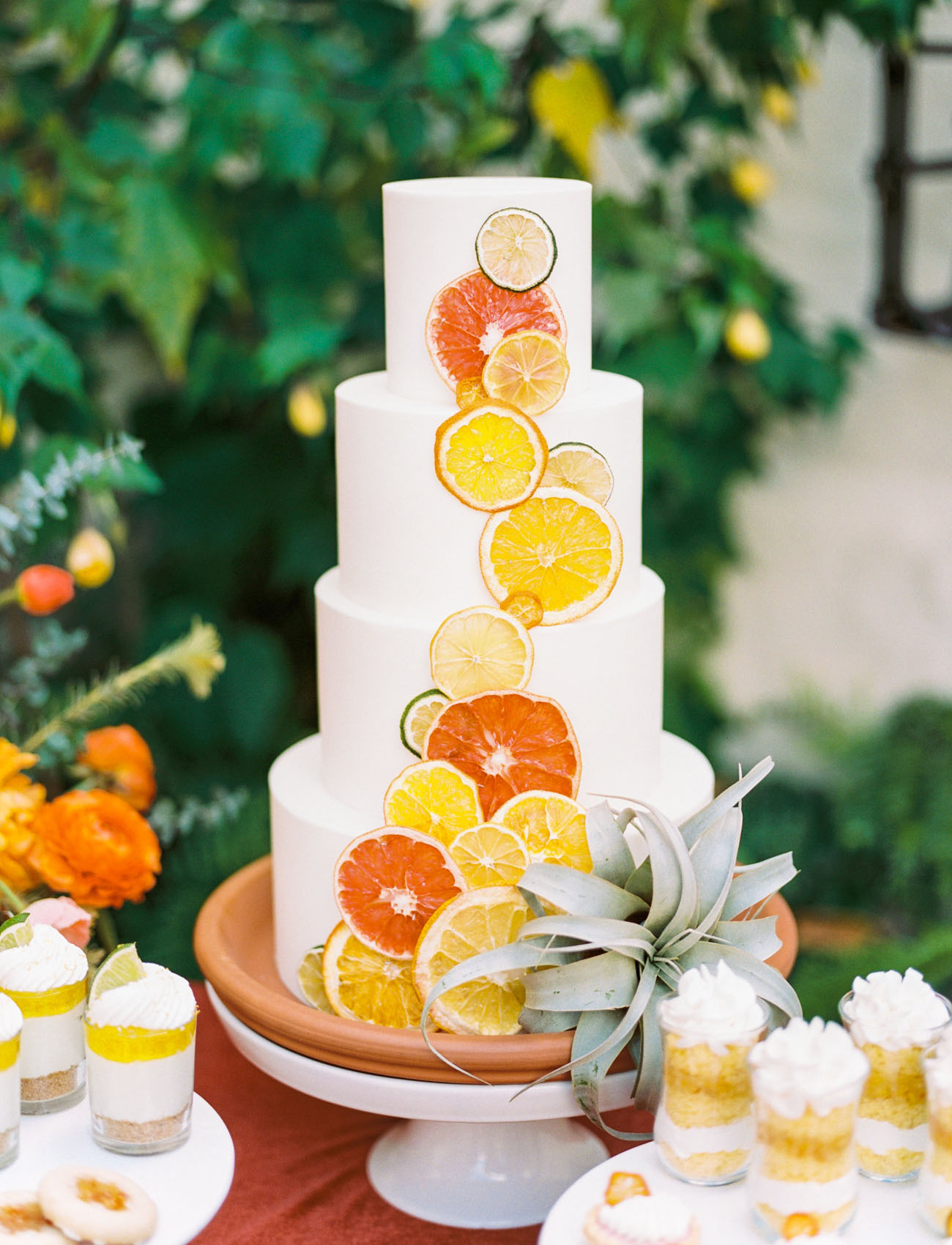 citrus wedding cake