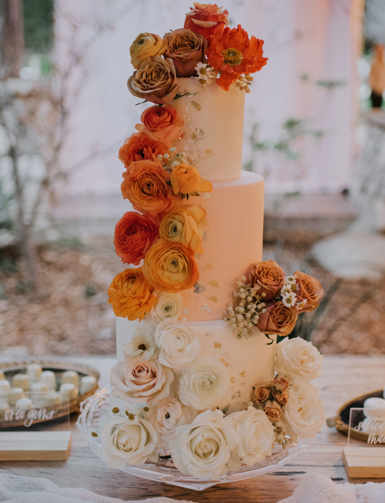 jaw-dropping floral cakes