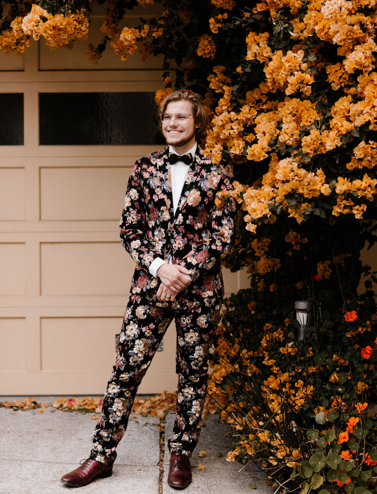 floral suit groom