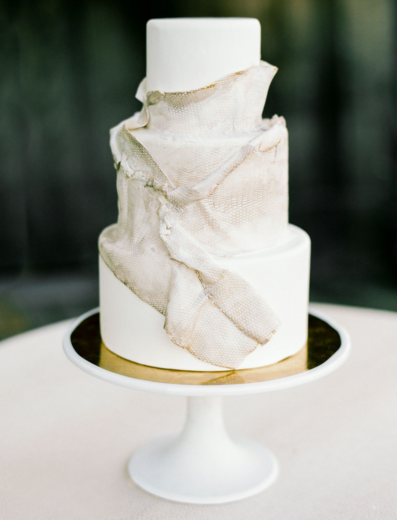 snake skin wedding cake