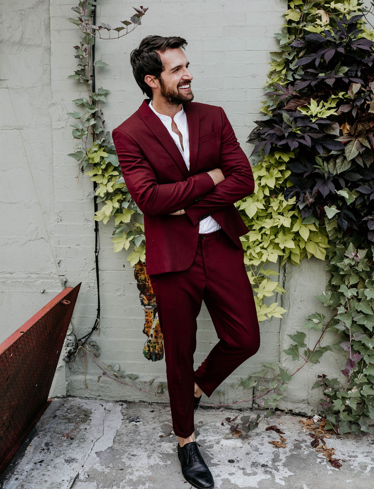 Wedding Trends: Colored Suits | Wedding suits men, Burgundy suit, Wedding  suits