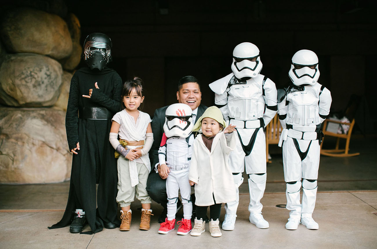 kids in costumes at Star Wars wedding 