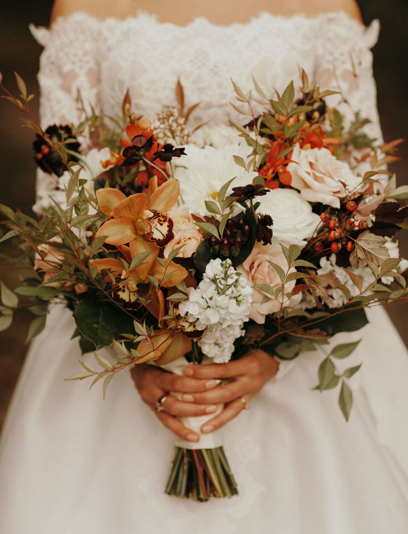 Fall inspired wedding bouquet