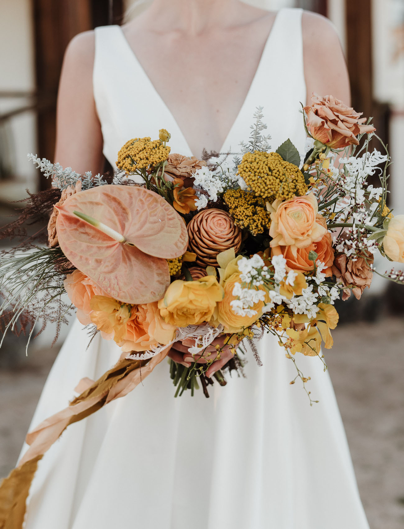 fall wedding color palette bridal bouquet