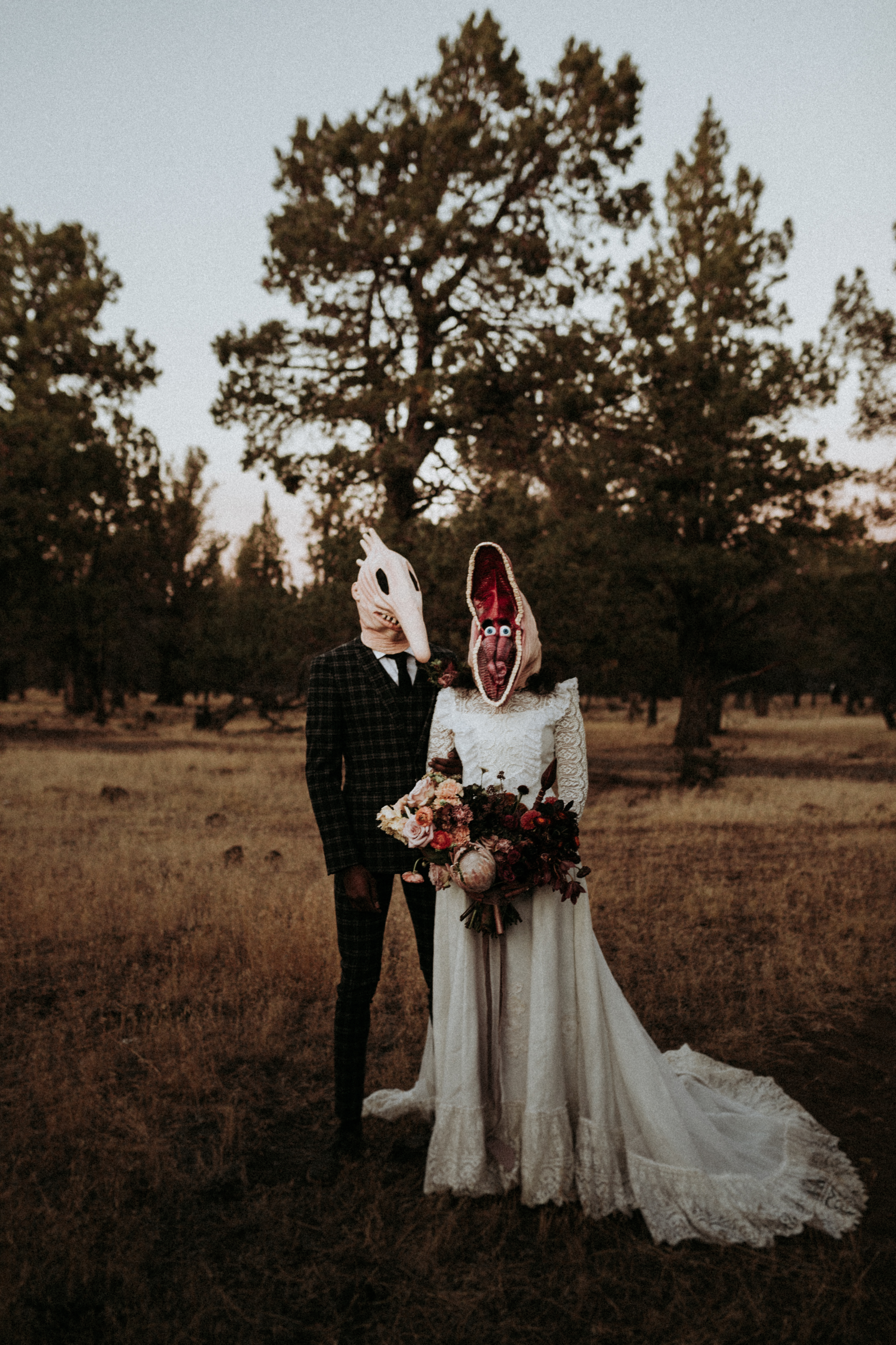 Spooky Halloween ideas for your wedding