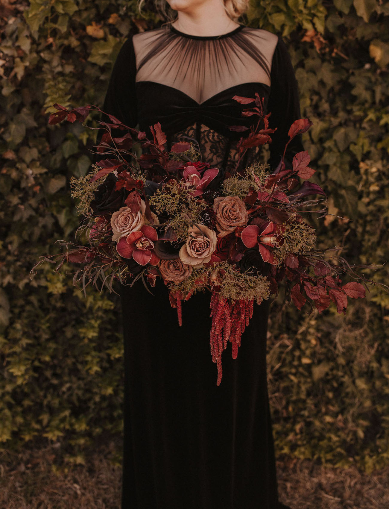 deep red halloween bridal bouquet