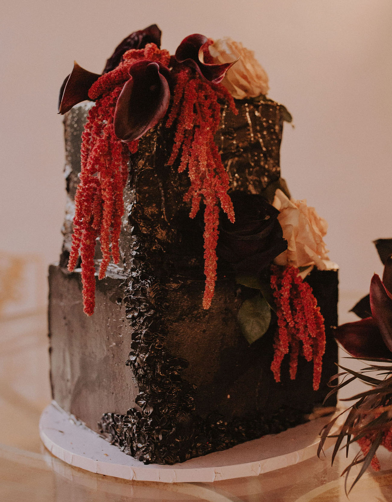 black halloween wedding cake