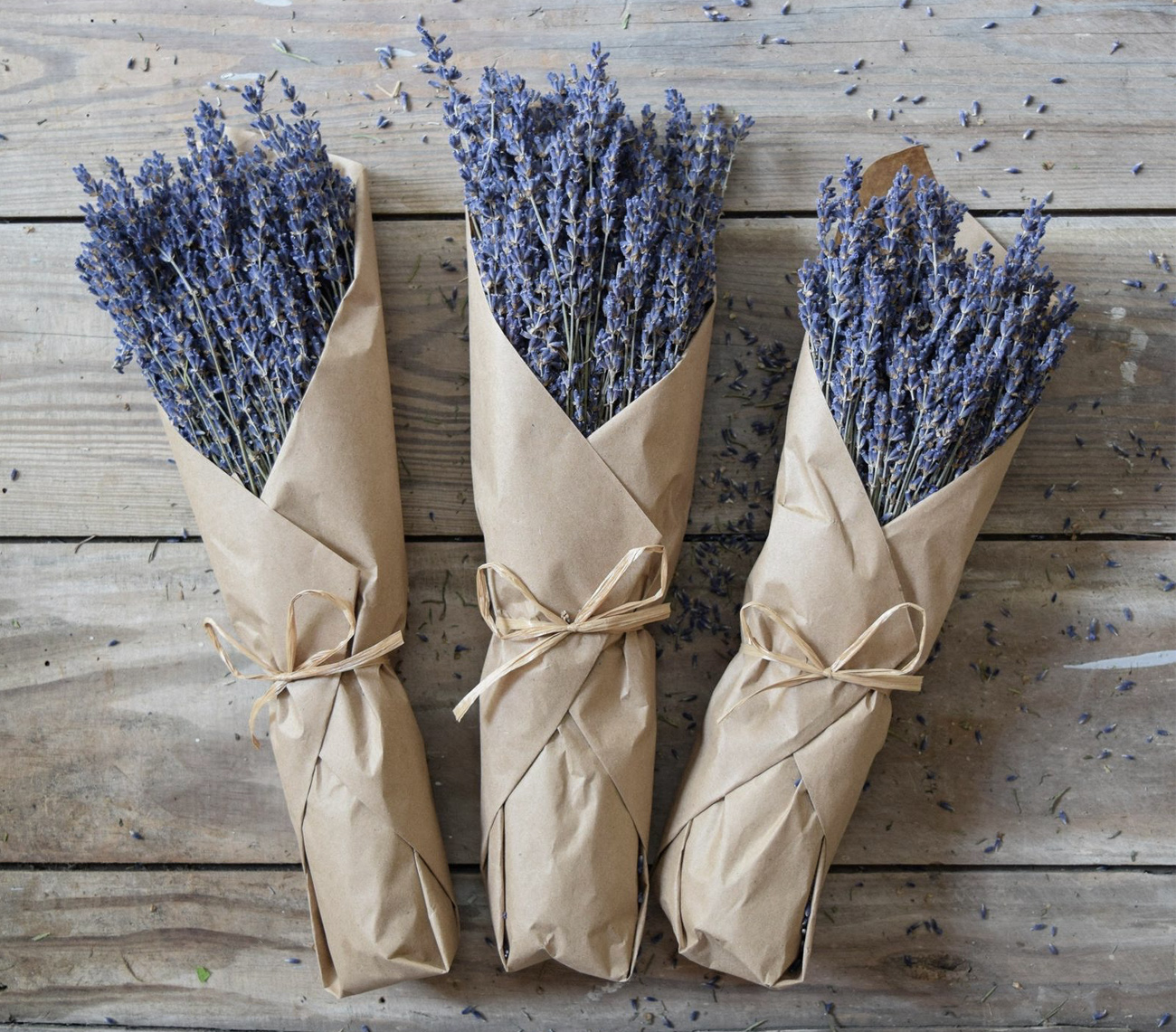 dried lavender for your wedding