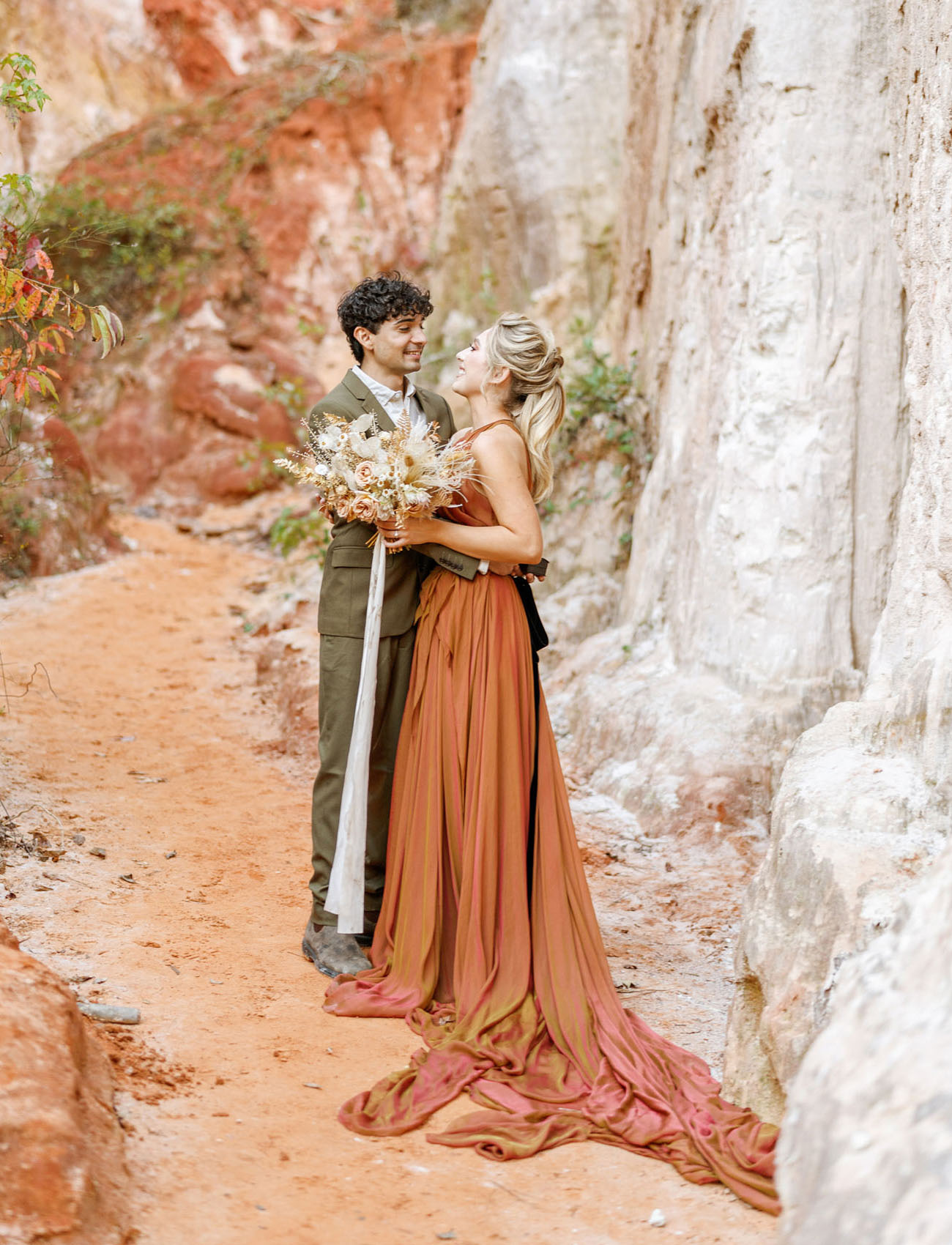 Terra Cotta + Olive Canyon Vibes in this Elopement Inspiration ...