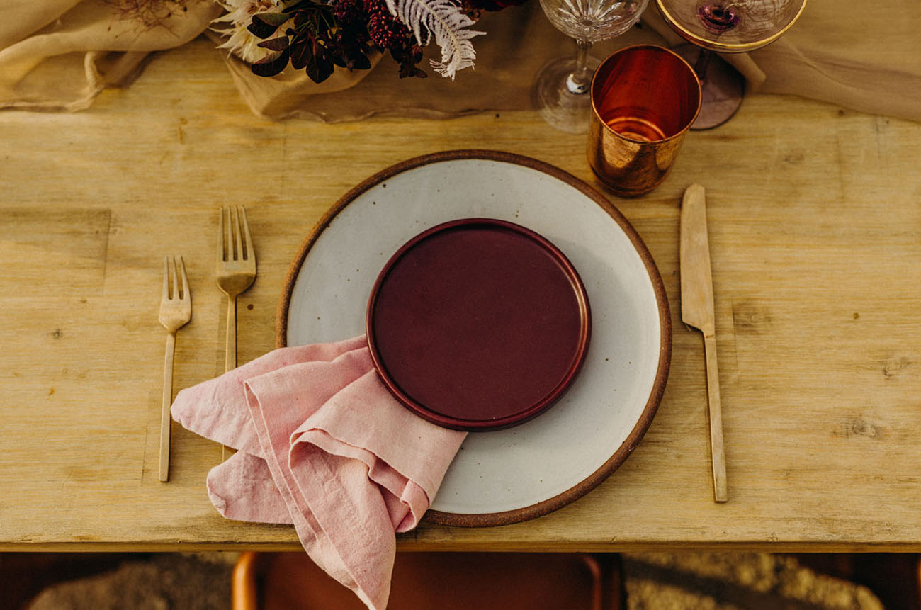 berry colored dinner plate