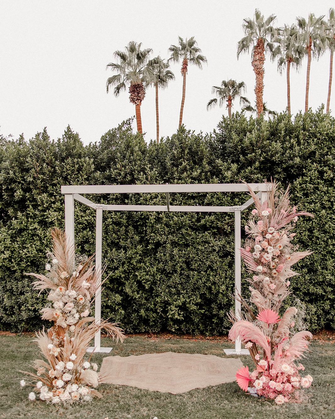 dried floral ceremony decor