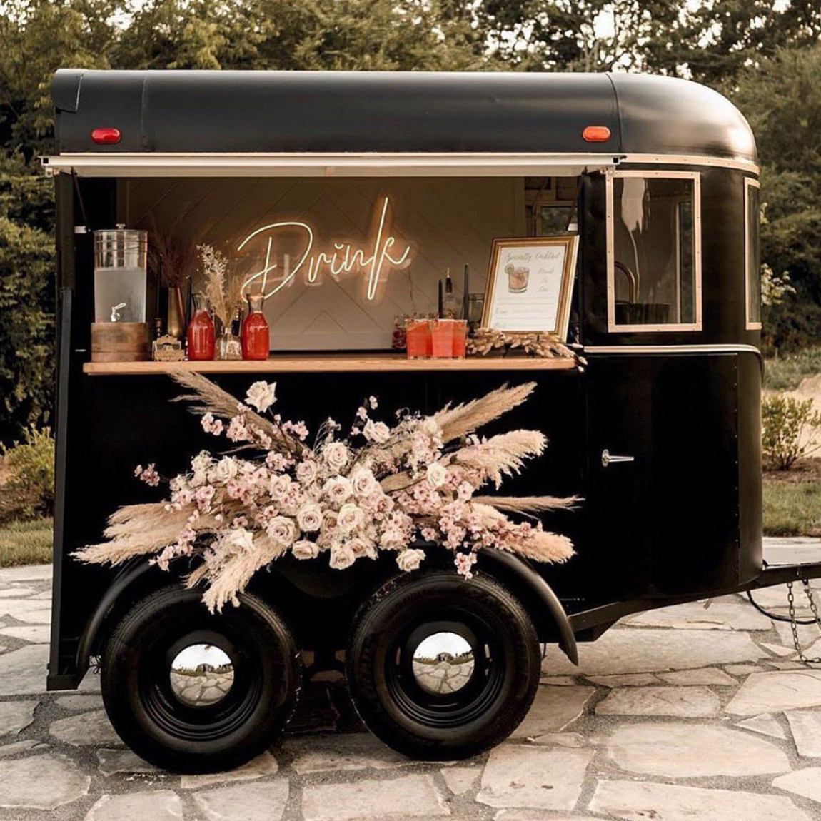 The 16 Cutest Mobile  Bars for Your Wedding Green Wedding 