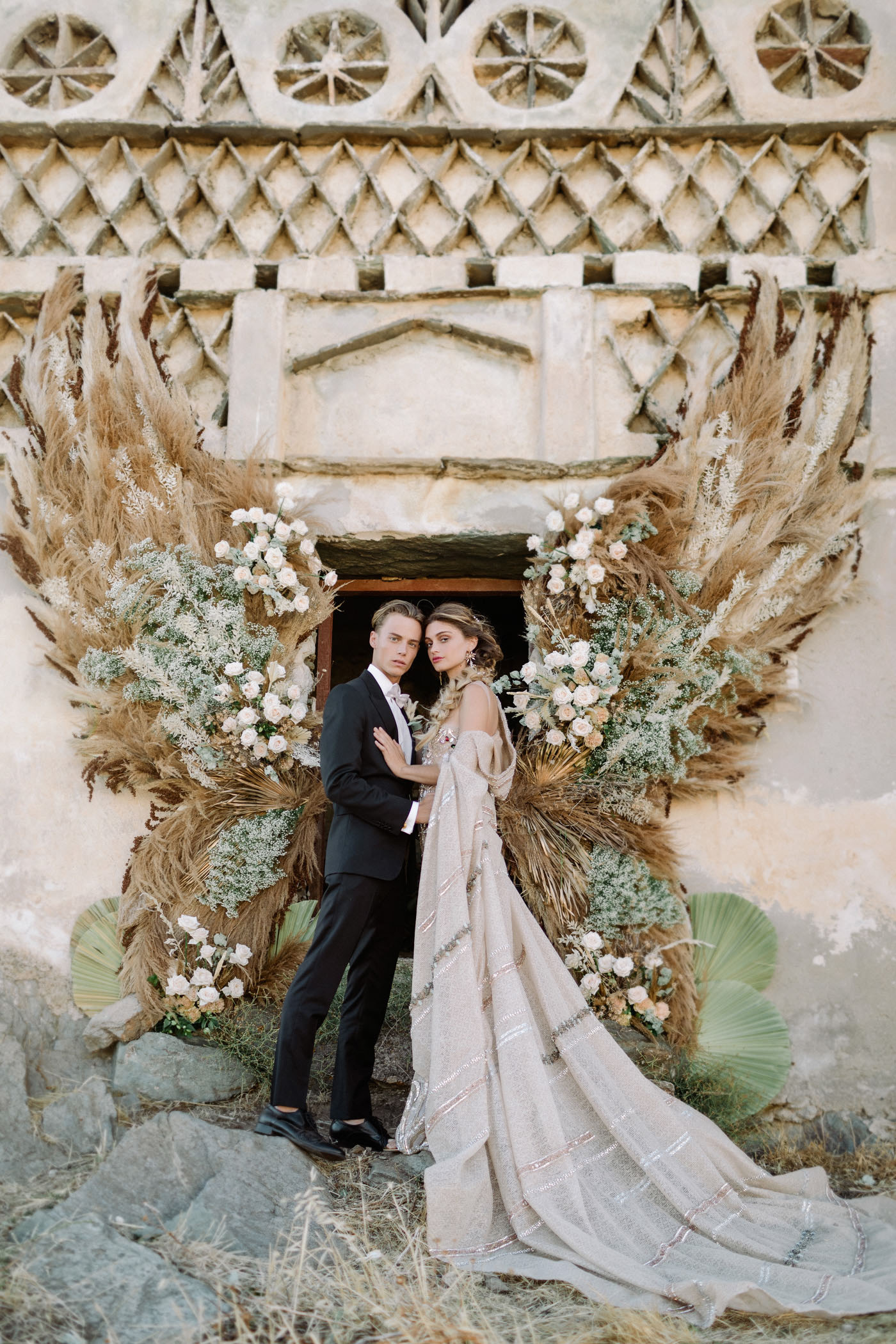 Dried Flower Wings Ceremony Decor