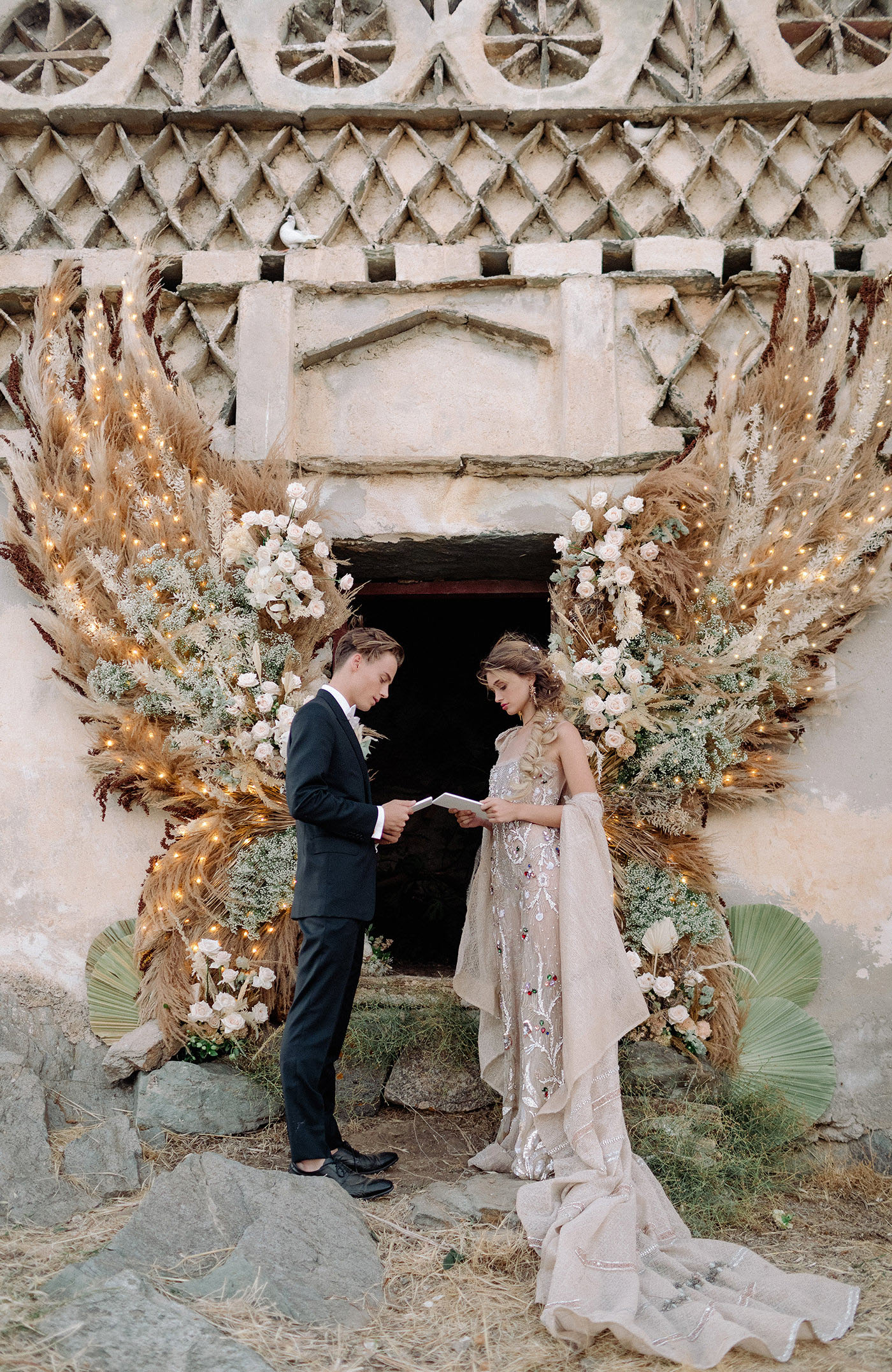 Dried Flower Wings Ceremony Decor