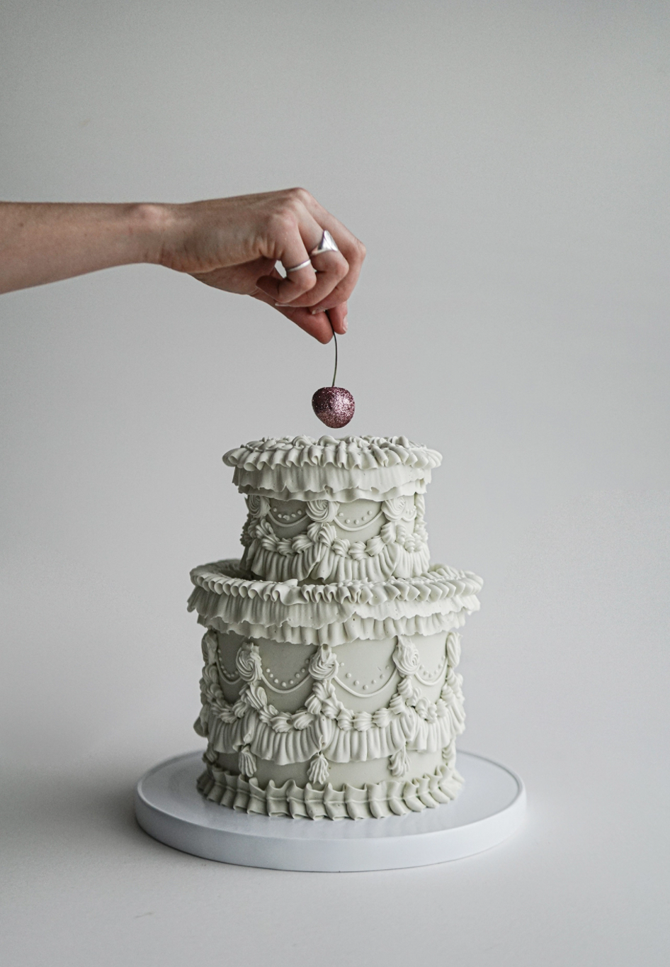 fancy wedding cake