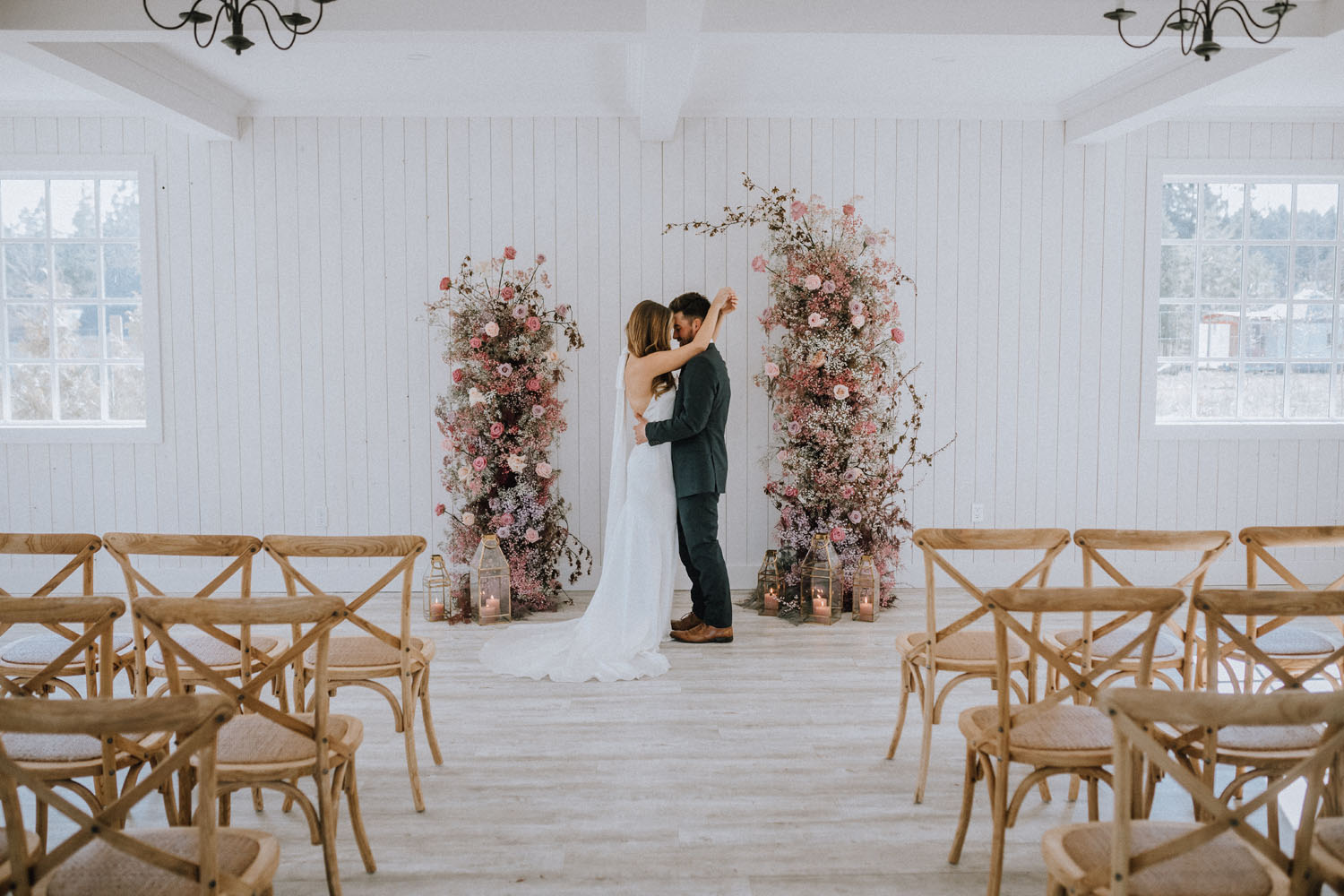 Now This Is How To Repurpose Ceremony Flowers For The Reception