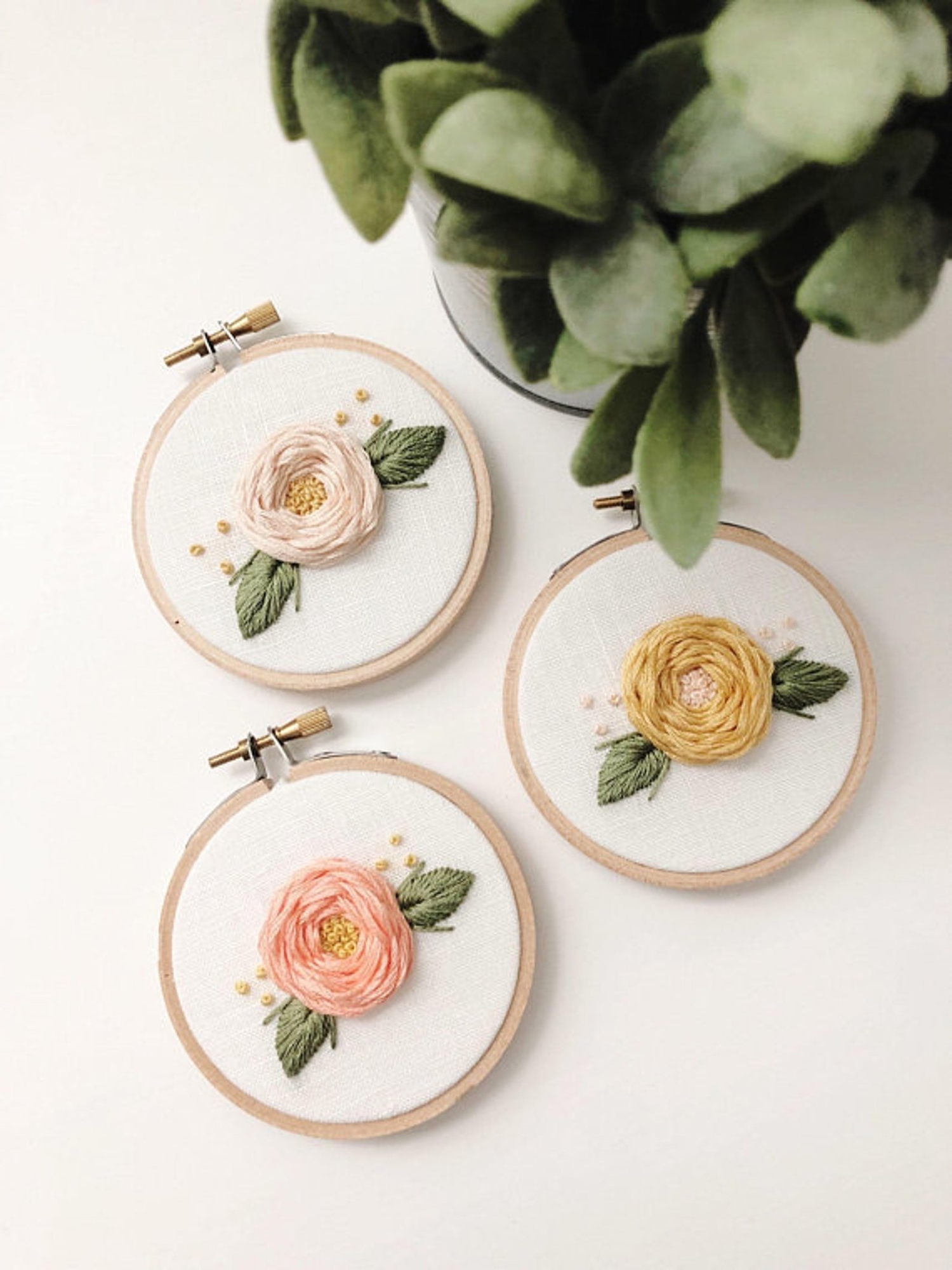 mini embroidery hoops