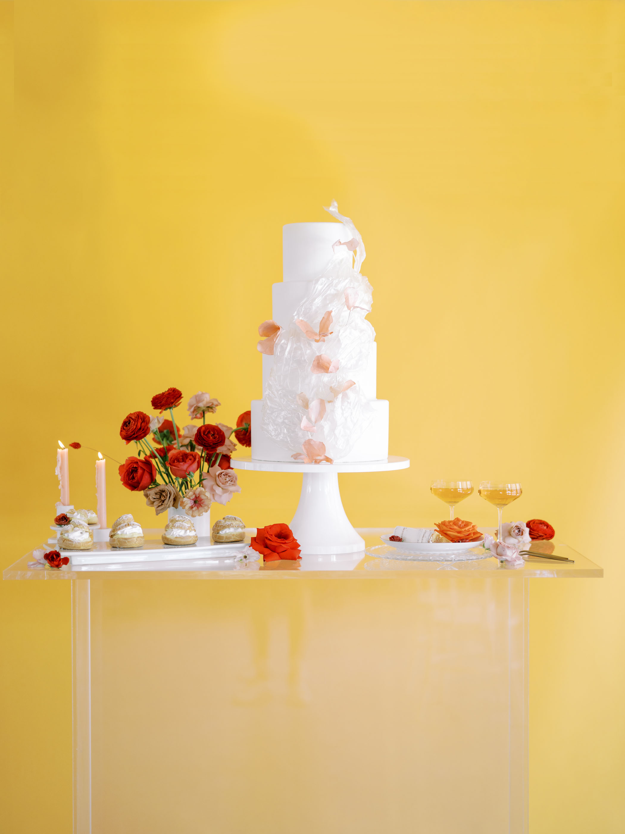 modern minimalist wedding