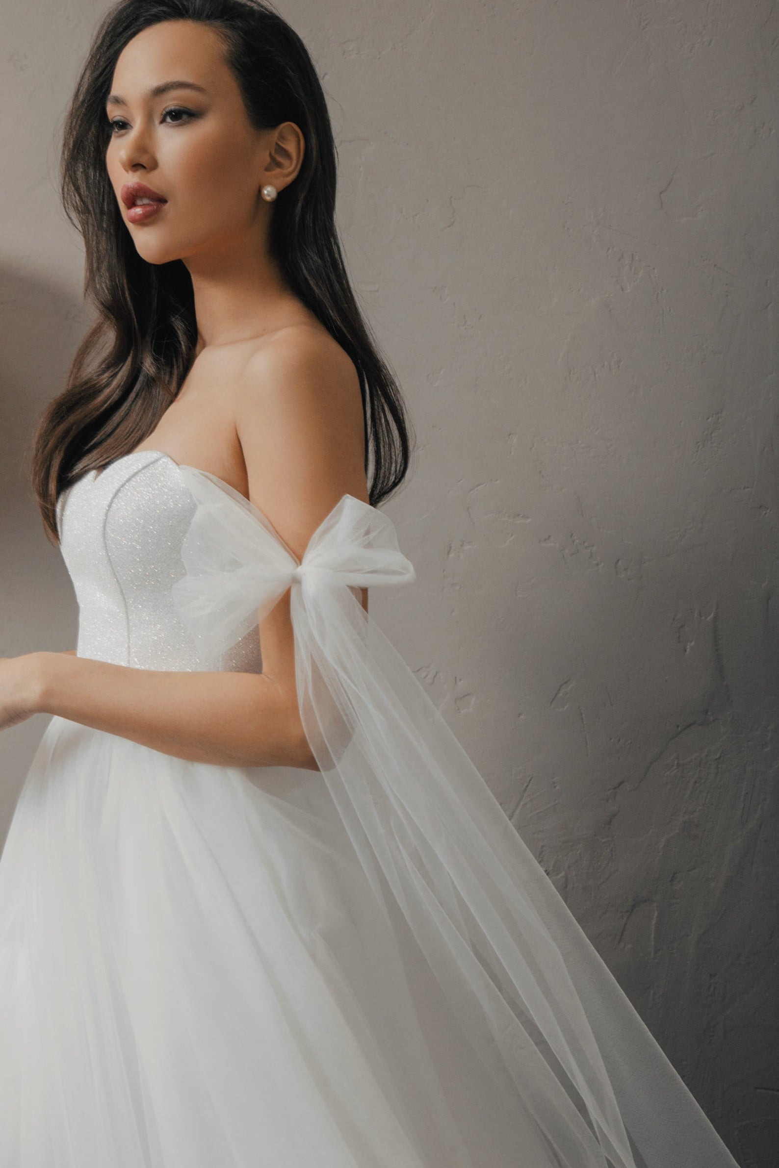 36 Best Places to Buy Wedding Dresses Online
