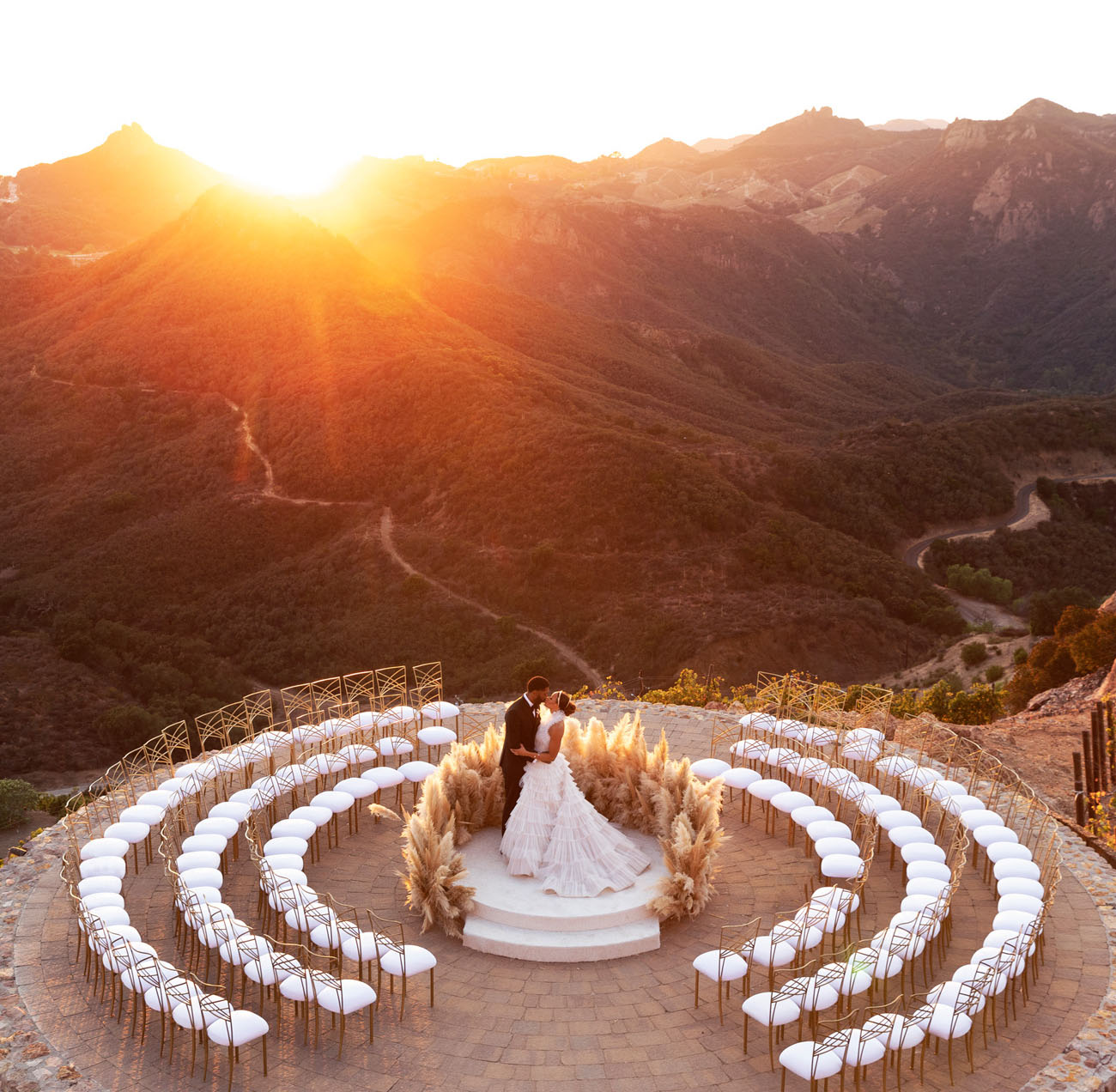 Malibu Rocky Oaks, one of the coolest wedding venues in the United States!