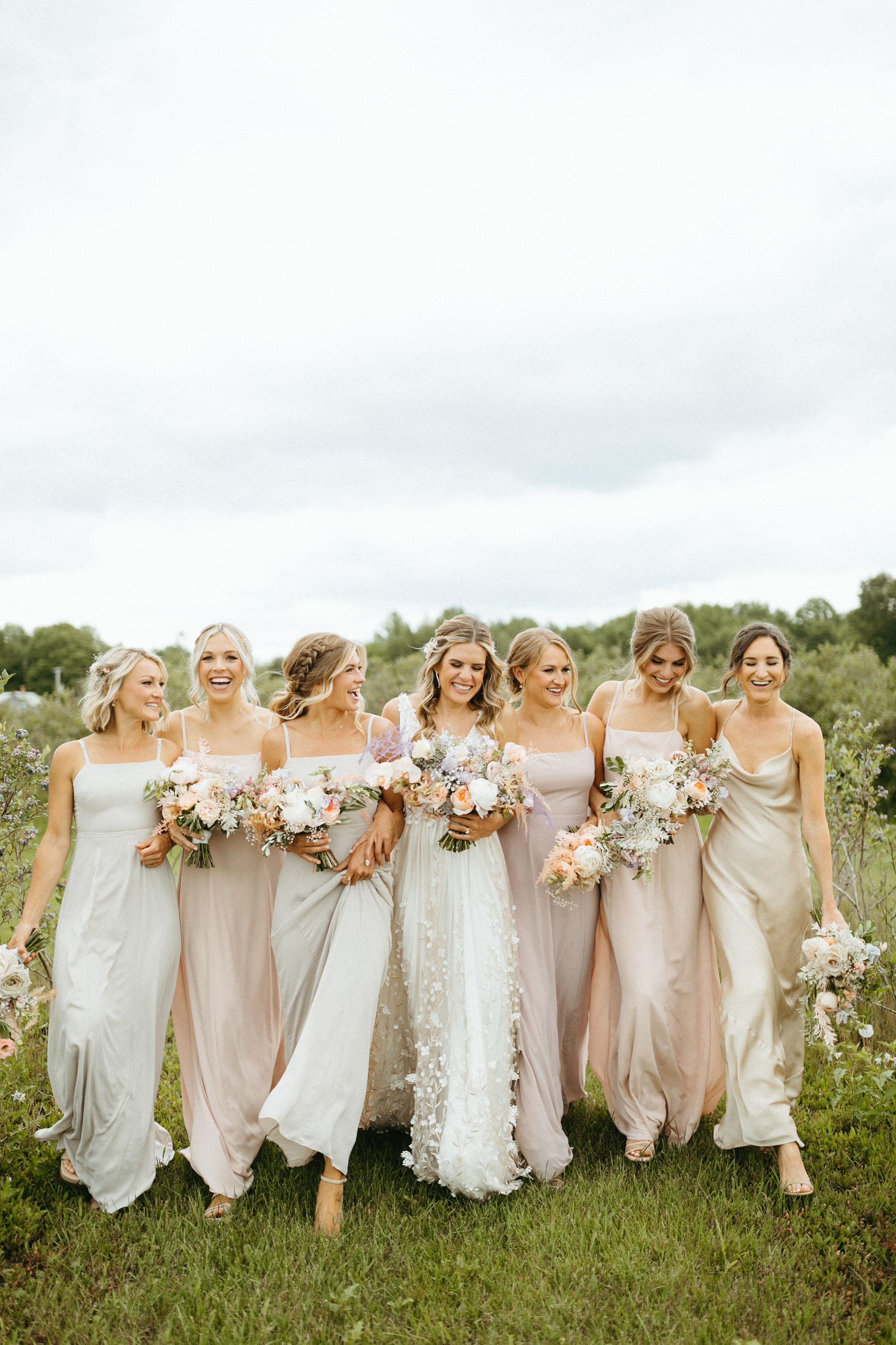 This Wedding at a Blueberry Farm in Michigan Had Midwestern Summer Nostalgia Written All Over It