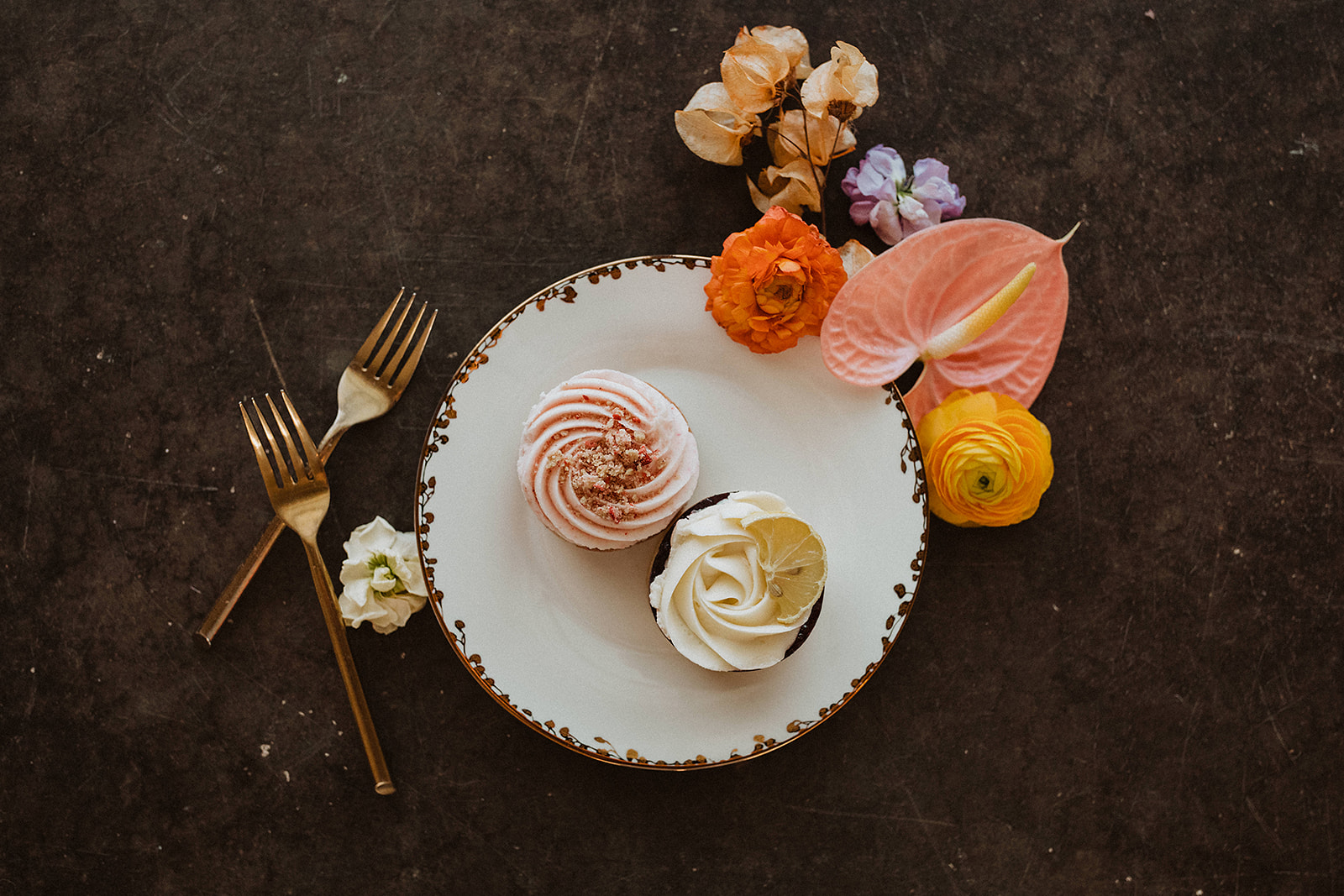 cupcake wedding desserts