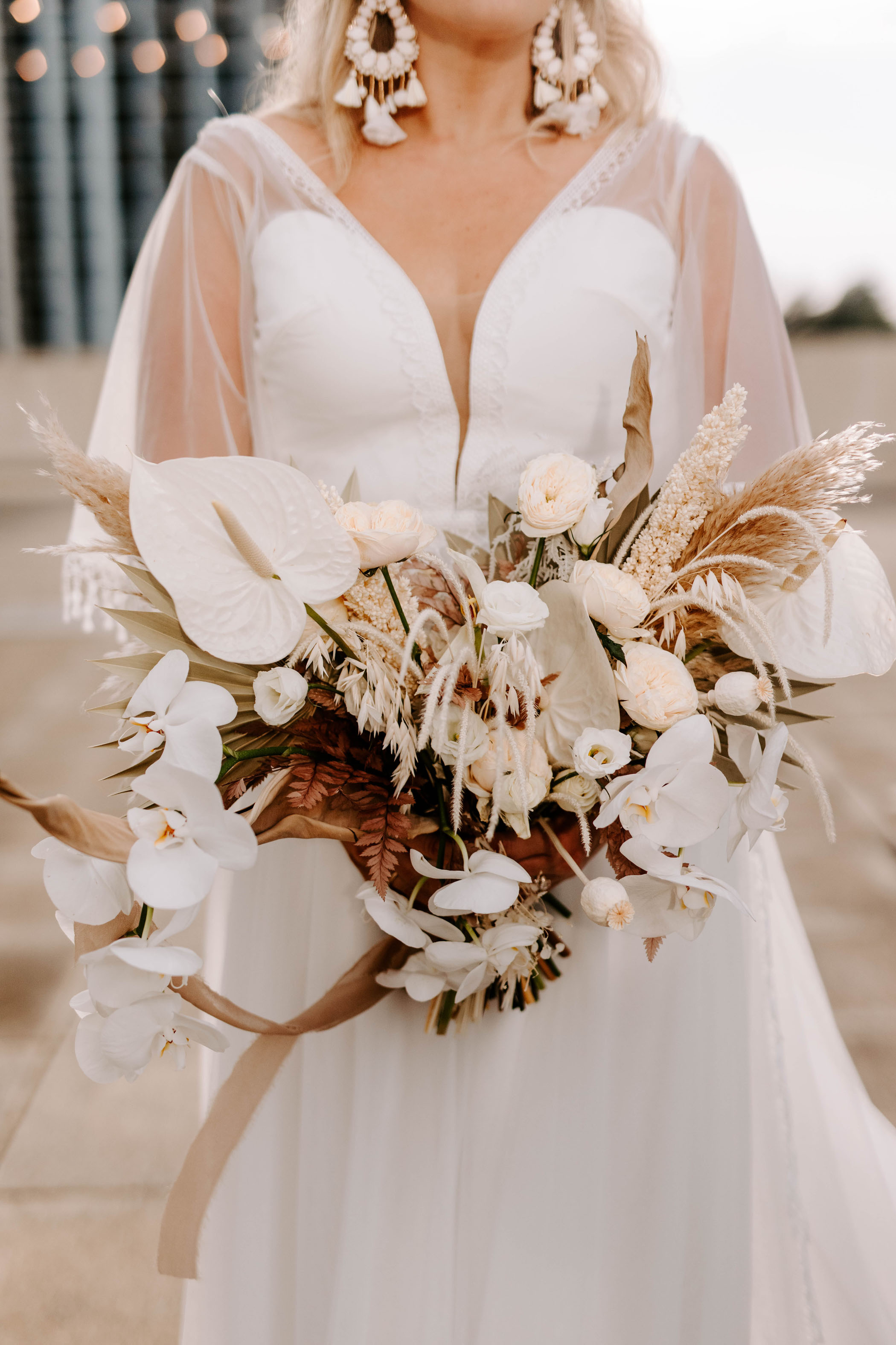 white boho wedding bouquet