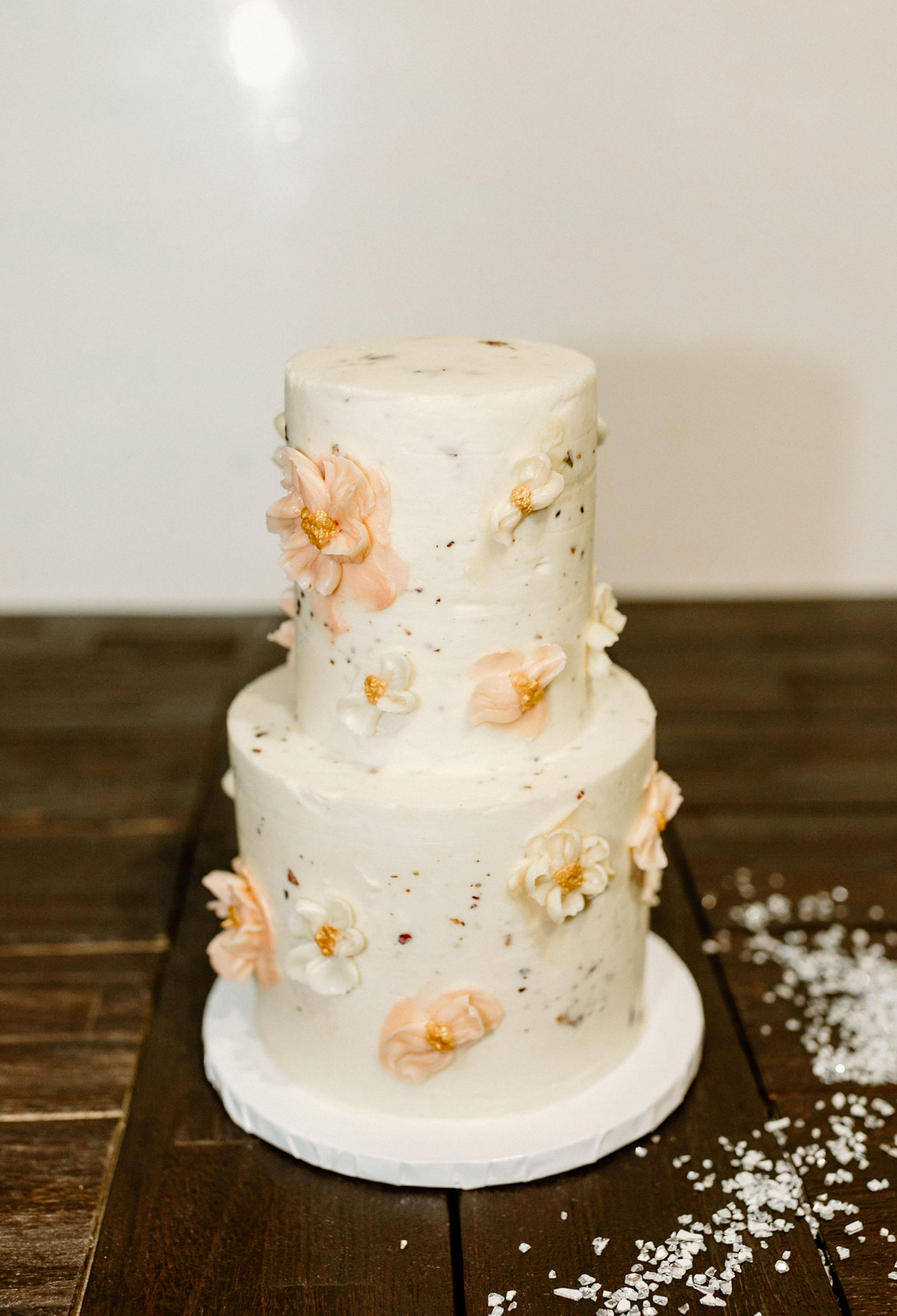 White and pink flower wedding cake