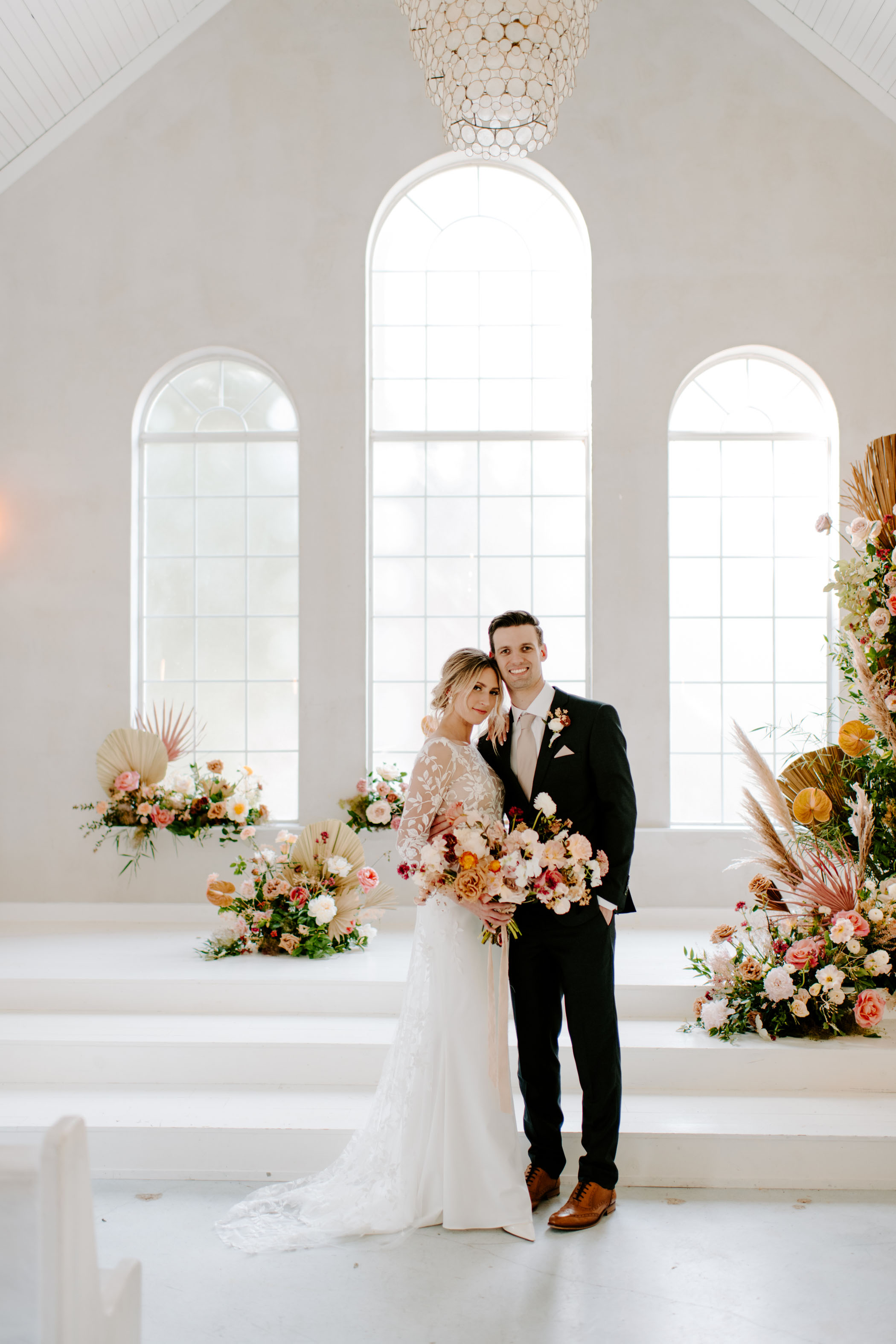 Bright + Minimal Texas Wedding With A Desert Rose Color Palette