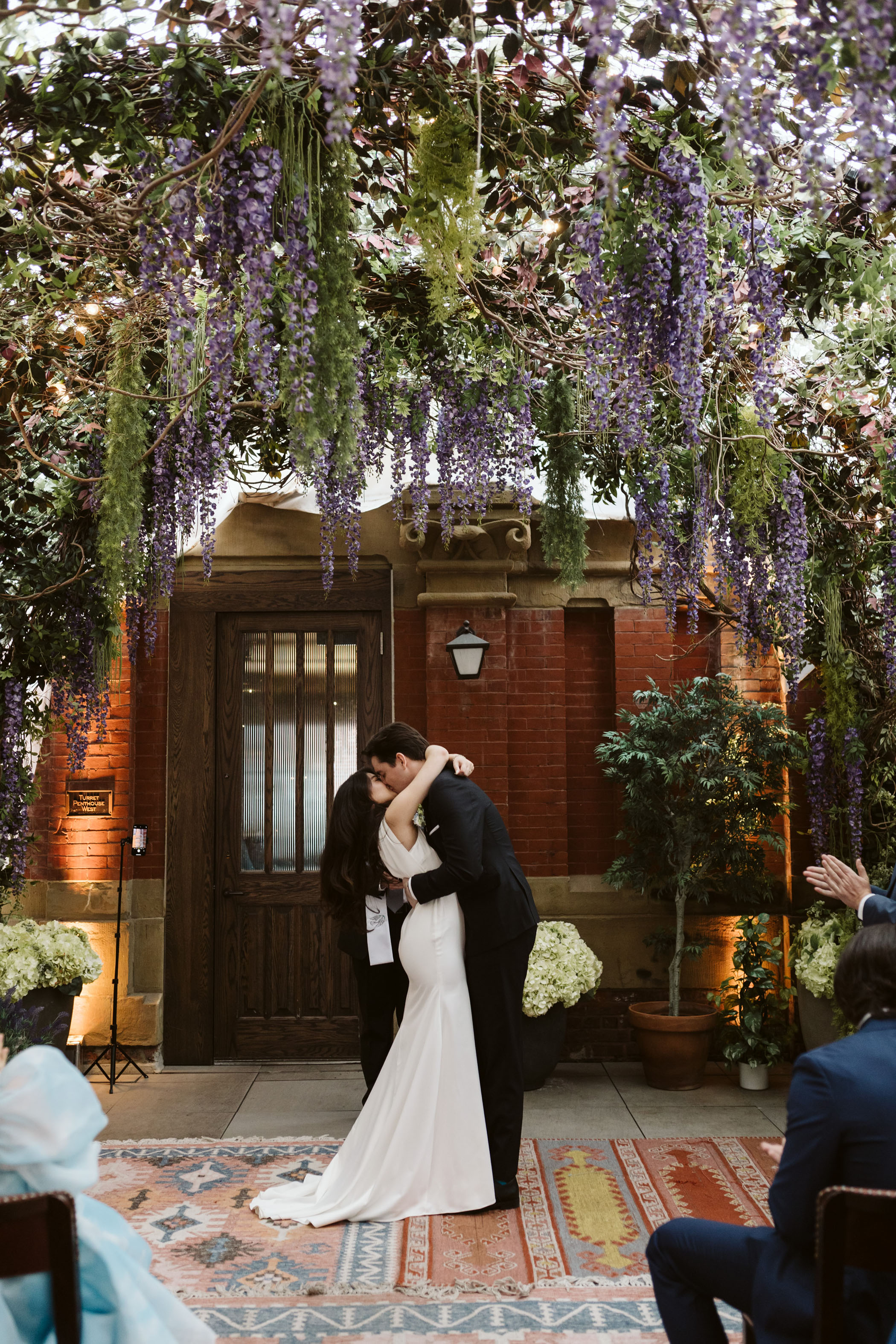 Bride and groom kissing in New York Micro wedding