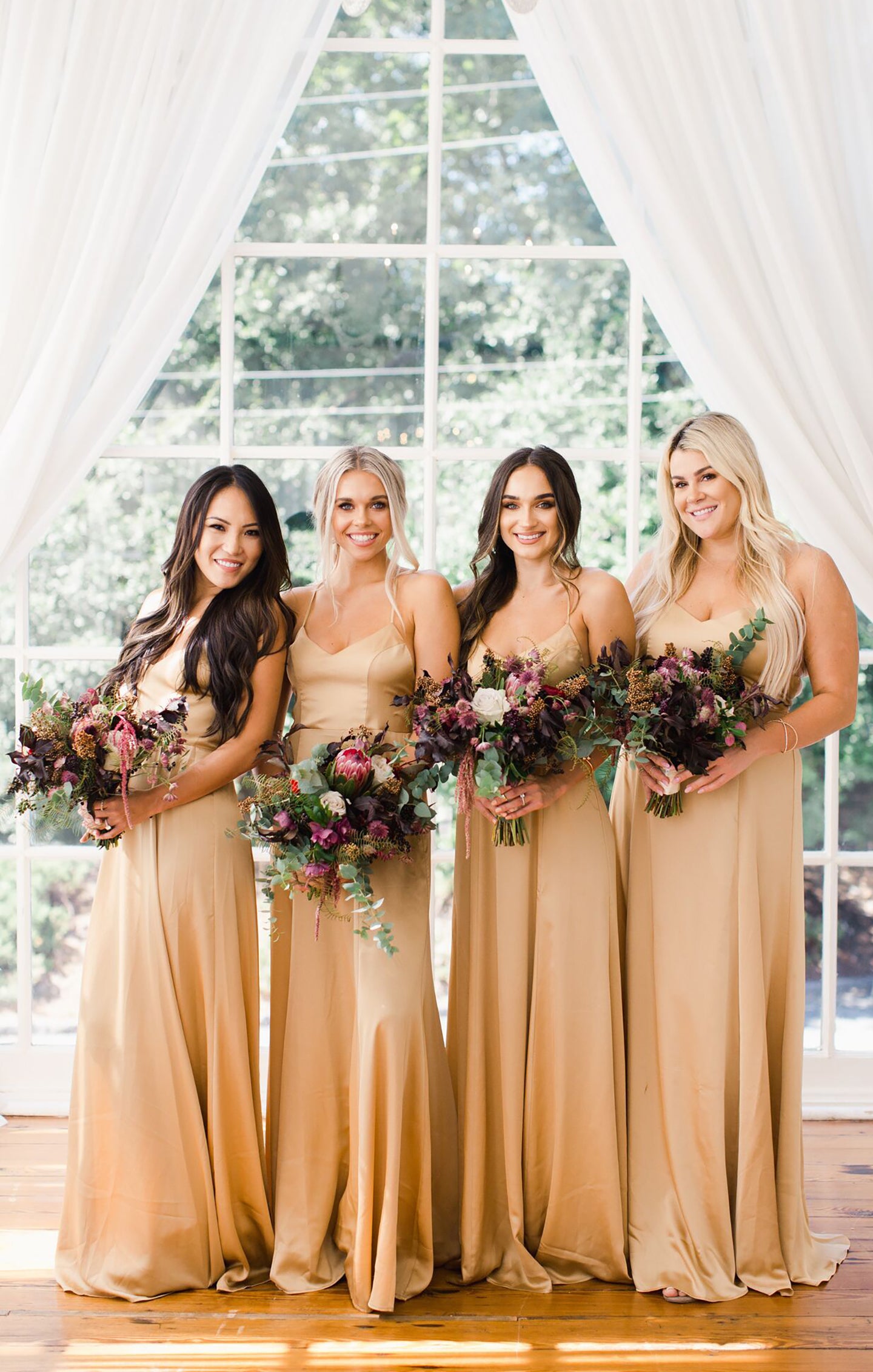 32 Stunning Satin Bridesmaids Dresses for a Stylish Bridal Party