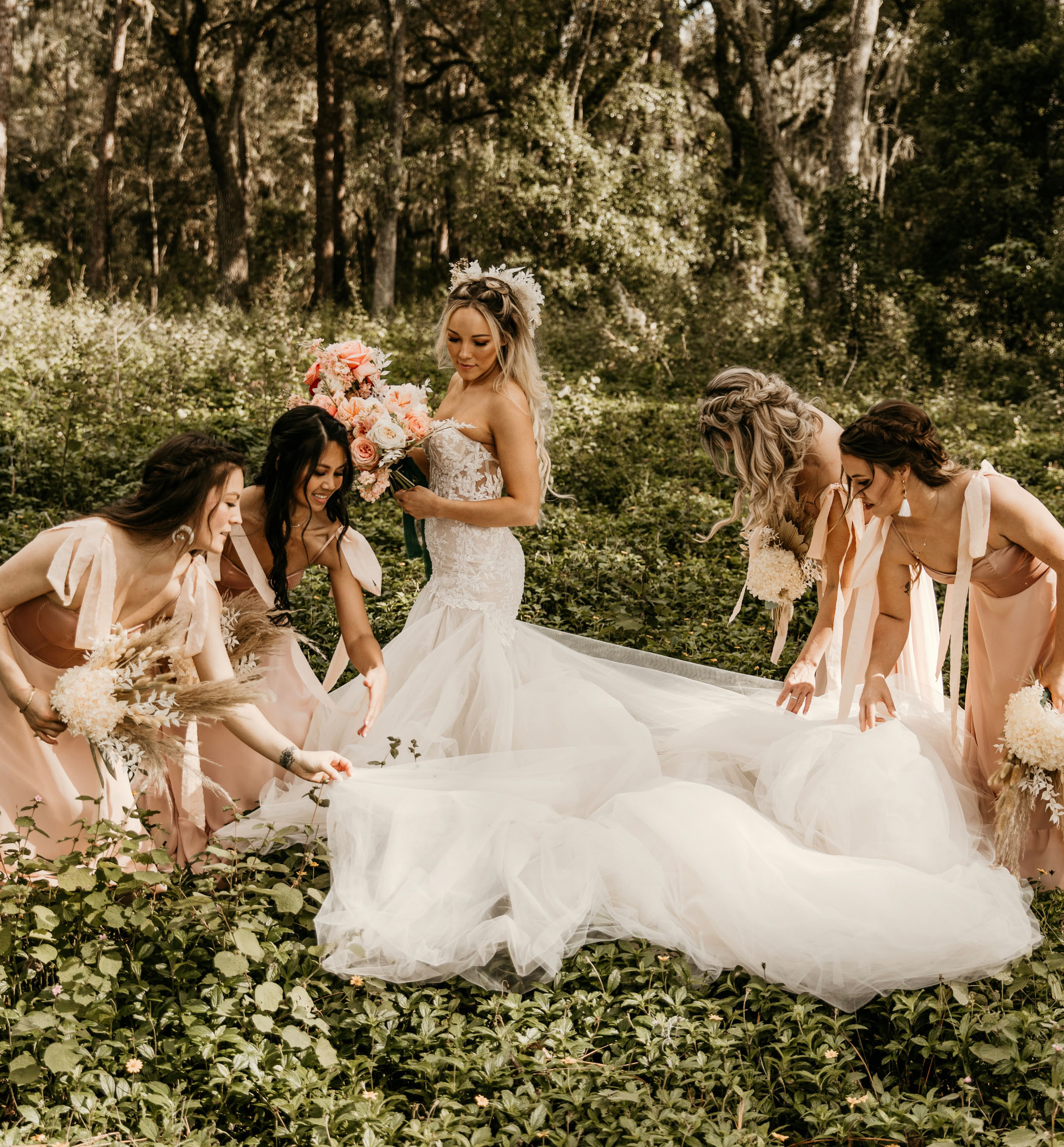 Pergola Microwedding and Salt Flats Bridals Bridesmaids